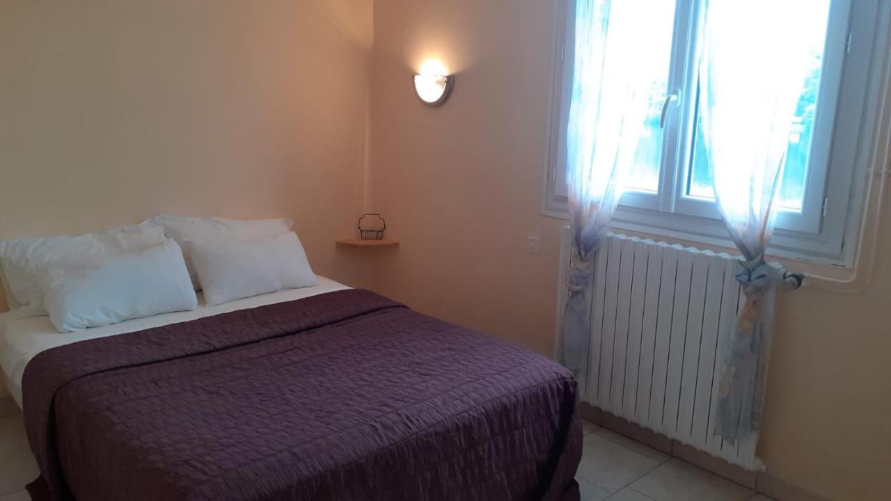 Hotel Du Lac Treignac Esterno foto