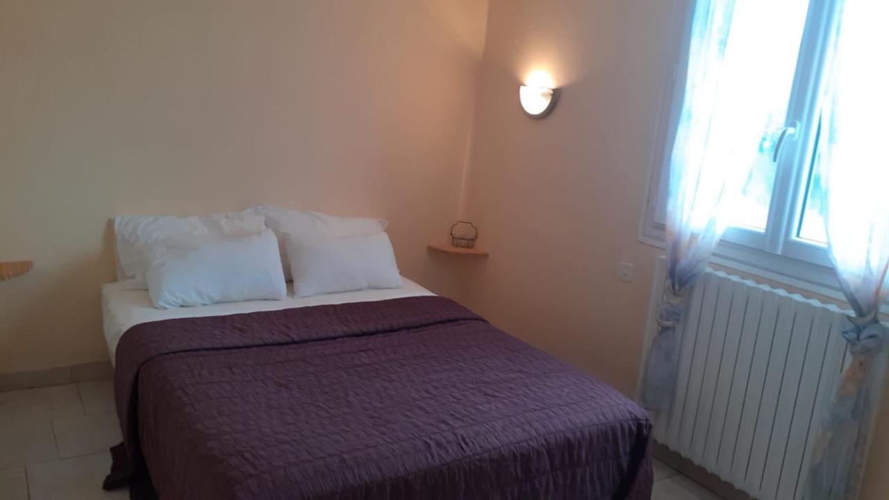 Hotel Du Lac Treignac Esterno foto