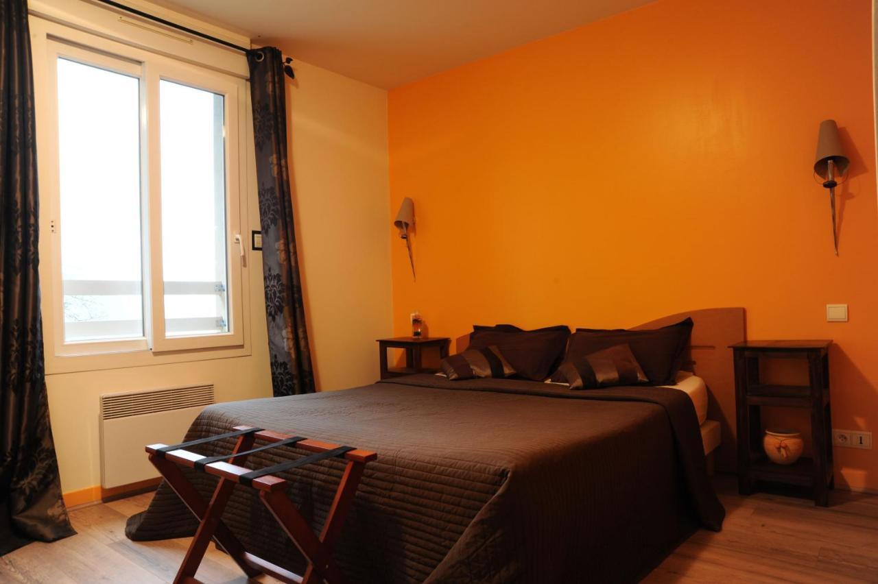 Hotel Du Lac Treignac Esterno foto
