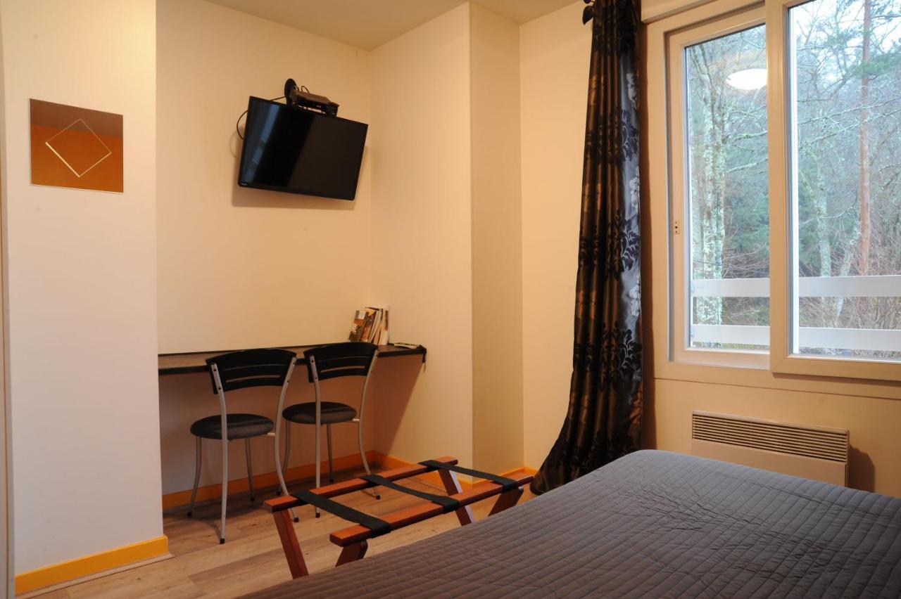 Hotel Du Lac Treignac Esterno foto